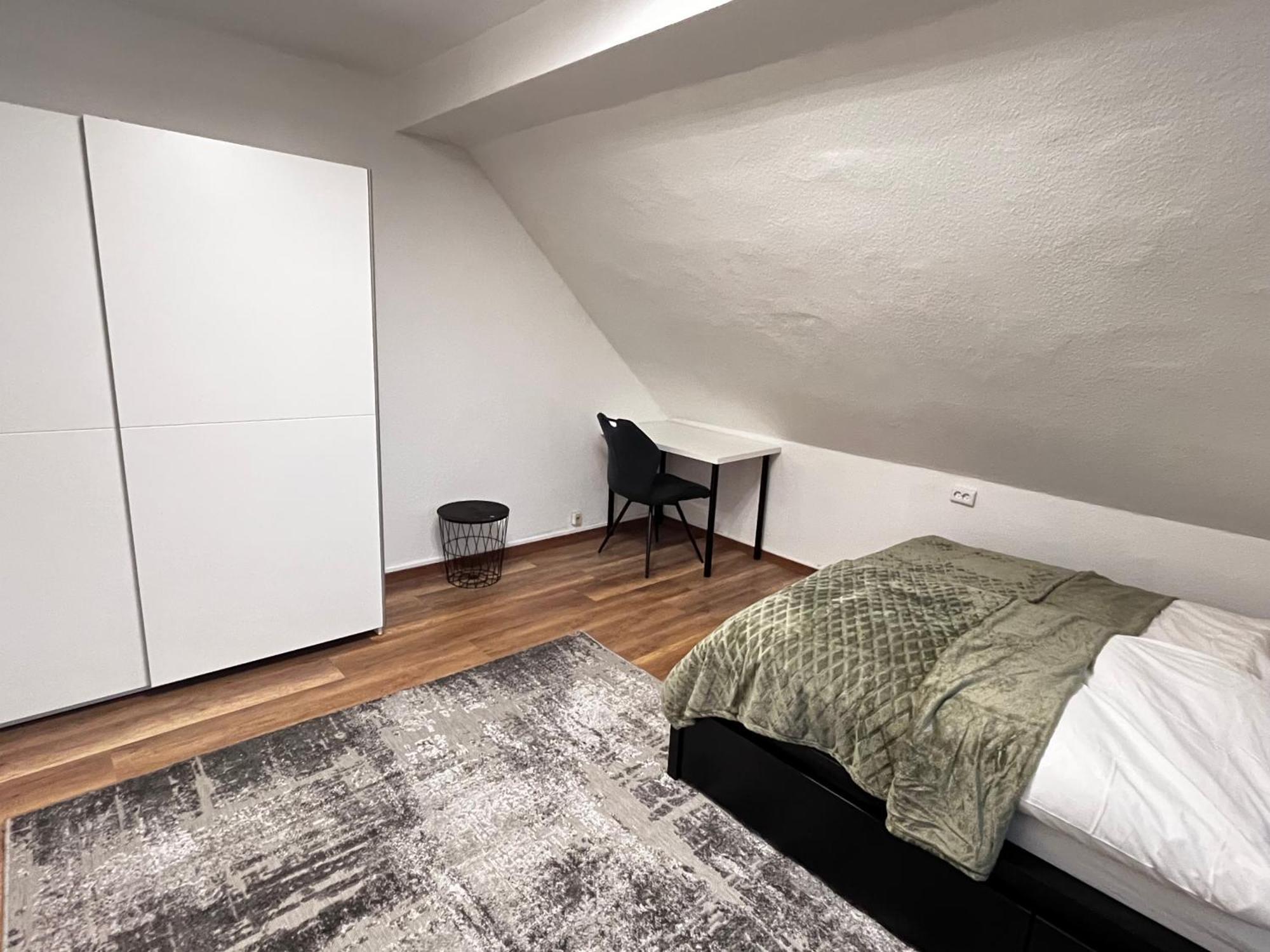 Flattyone Ruhrgebiet - Schlafkomfort Und Anbindung - Neu Renoviert Bochum Exterior foto